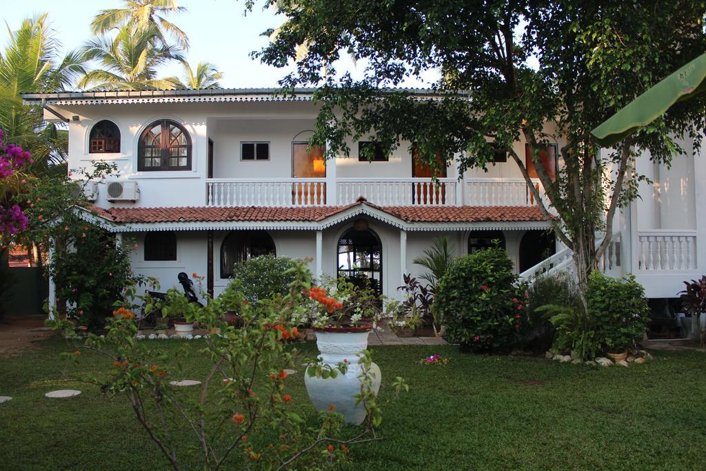 Hideaway Hikkaduwa Hotel Exterior foto